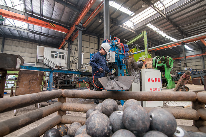 焦作网架配件-螺栓球加工车间